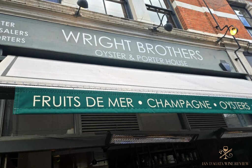 Wright House Oyster & Porter House in London