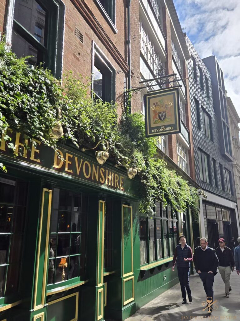 The Devonshire Pub in London